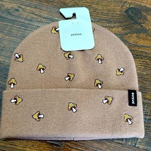 Prana, NWT, mushroom beanie.